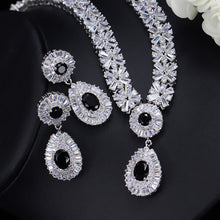 Load image into Gallery viewer, Stunning Dubai Gold Color Cubic Zirconia Heavy Jewellery Set