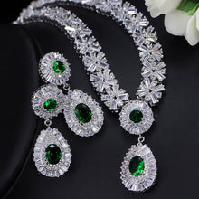 Load image into Gallery viewer, Stunning Dubai Gold Color Cubic Zirconia Heavy Jewellery Set