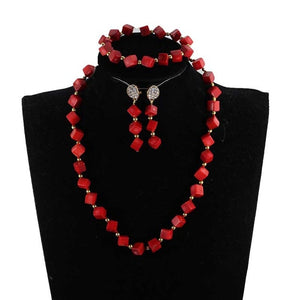 Elegant Women Chunky Flowers Pendant Necklace Jewelry Set Real Coral Beads