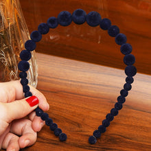 Load image into Gallery viewer, LEVAO 2019 New Velvet Pearl Headband Beads Hairband for Women Elegant Beaded Hair Bands