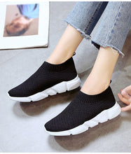 Load image into Gallery viewer, Women Shoes 2020 New Flyknit Sneakers Women Breathable Slip On Flat Shoes Soft Bottom White Sneakers Casual Women Flats Krasovki