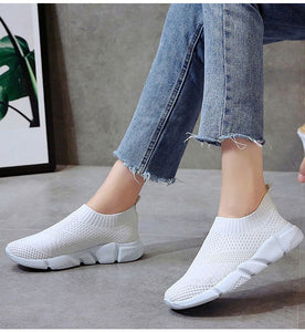 Women Shoes 2020 New Flyknit Sneakers Women Breathable Slip On Flat Shoes Soft Bottom White Sneakers Casual Women Flats Krasovki