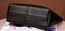Load image into Gallery viewer, Genuine Leather Handbag Luxury Design Women&#39;s Casual Tote Purse Fashion Shoulder Handbag Ladies Large Capacity Shopping New C826