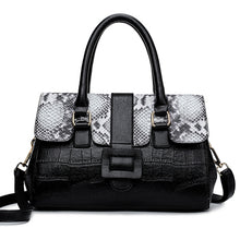 Load image into Gallery viewer, High Quality Sexy Boa Pattern Embossed Leather Lady Shoulder Crossbody Handbags Designer Women Messenger Totes Bag New