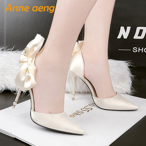 2019 New Summer Women Sandals High Thin Heel Pointed Toe Pearl Buttuerfly-Knot Sweet Bridal Wedding Women Shoes Gold High Heels