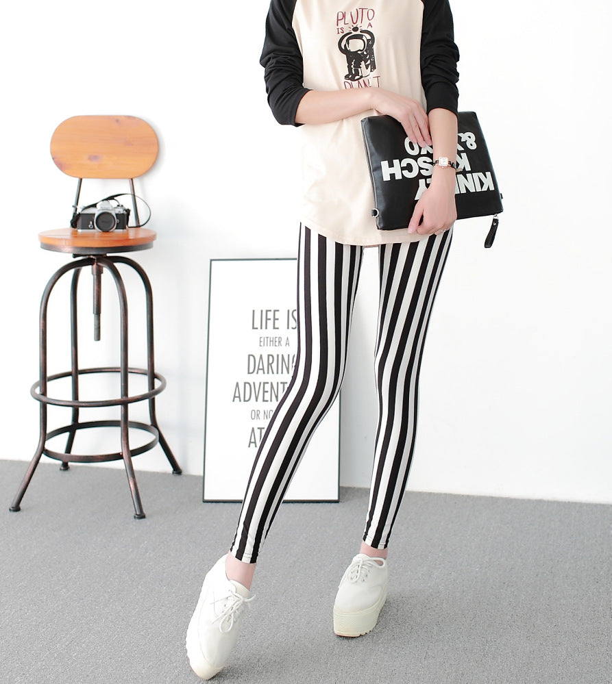 Black and White Vertical Striped Printed Women Leggings Fashion Casual Elasticity Ankle-Length Pant Female Fitnes Legging