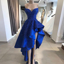 Load image into Gallery viewer, Royal Blue Short High Low Prom Gowns Formal Dress 2019 Beaded Appliques Sweetheart Asymmetrical Long Evening Party Gowns Custom