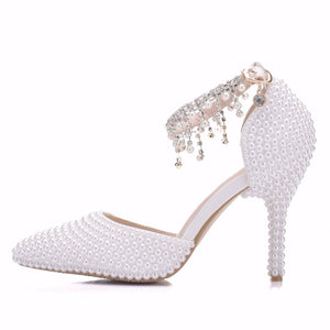 Crystal Queen Pointed Toe White Pearl Chain Wedding Shoes Thin Heels Party Sandals With Matching Bags With Purse Dress Shoes