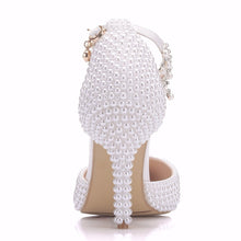 Load image into Gallery viewer, Crystal Queen Pointed Toe White Pearl Chain Wedding Shoes Thin Heels Party Sandals With Matching Bags With Purse Dress Shoes