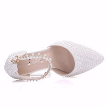 Load image into Gallery viewer, Crystal Queen Pointed Toe White Pearl Chain Wedding Shoes Thin Heels Party Sandals With Matching Bags With Purse Dress Shoes