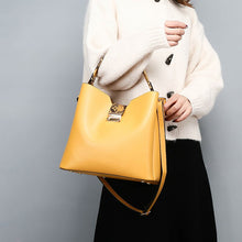 Load image into Gallery viewer, Women&#39;s bag high-quality luxury stitching 2-piece set large-capacity bucket bag simple handbag 4 color