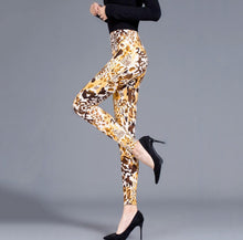 Load image into Gallery viewer, YRRETY Leggings Leopard Women Leopard Print Leggings Spring And Autumn High Elasticity Pant Leggins High Waist Elastic Legging