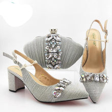 Load image into Gallery viewer, New Arrival Italian design Shoes with Matching Bags Set Decorated with Rhinestone Women Shoes and Bags To Match Set Party Pumps