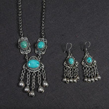 Load image into Gallery viewer, Old Handmade Nepalese 925 Silver Turquosie Necklace Earrings Vintage 925 Sterling Bohemia Women Jewelry Necklace Earrings Set