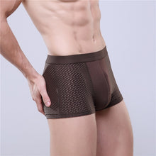 Load image into Gallery viewer, Men&#39;s Underwear Gentle Flexible Super-elastic Boxer Soft Bamboo Fiber Breathable Solid Cutting Grid-patterned Underpants M417