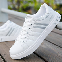 Load image into Gallery viewer, New 2020 Men Casual Shoes Men Leather Flat Shoes Lace-up Low Top Sneakers Breathable Male Shoes Fashion Sneskers Tenis Masculino