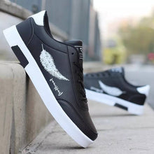 Load image into Gallery viewer, New 2020 Men Casual Shoes Men Leather Flat Shoes Lace-up Low Top Sneakers Breathable Male Shoes Fashion Sneskers Tenis Masculino