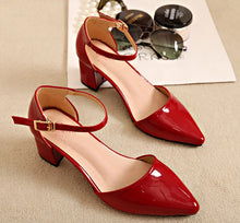 Load image into Gallery viewer, European style sandals female 2020 new word buckle thick with single shoes Women&#39;s pumps  small size 31 32 33 Baotou high heels