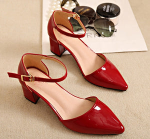 European style sandals female 2020 new word buckle thick with single shoes Women's pumps  small size 31 32 33 Baotou high heels
