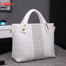 Load image into Gallery viewer, Luxury Fashion Large Capacity Women&#39;s Bag Business Briefcase Lace Handbags New Female Shoulder Messenger Bag Diamonds Bags Soft