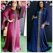 Load image into Gallery viewer, New African Design Dashiki Dress Silk Beading Abaya Diamonds Maxi Bazin Rich Long Sleeve Robe Africaine Femme Sexy Lady Party