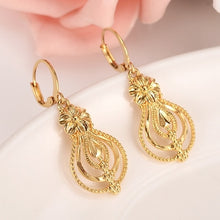 Load image into Gallery viewer, gold  Ethiopian Dubai India  Flower jewelry set Jewelry Pendant Chain Earrings African Bride Wedding Flower Bijoux gifts charm