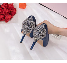 Load image into Gallery viewer, 2020 New arrival Sexy Crystal Party shoes woman wedding shoes Bridal shallow mouth fashion shoe high quality Pumps big size