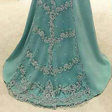 Load image into Gallery viewer, Special Beadings Mother Of The Bride Dresses Appliques Jewel Neck Illusion Long Sleeves A-line Formal Dinner Gowns أم العرو