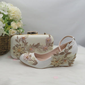 2021 New White Lace Flower wedding shoes with matching bags High heels Pointed Toe Ankle Strap Ladies Party shoe and bag set