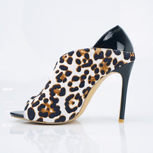 Load image into Gallery viewer, 2020 New Ladies Summer Leopard Sandals Fashion Solid Color Casual Open Toe Super High Heel Fish Head Pumps
