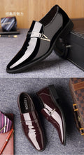 Load image into Gallery viewer, Men Dress Italian Leather Shoes Slip On Fashion Men Leather Moccasin Glitter Formal Male Shoes Pointed Toe Shoes For Men