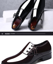 Load image into Gallery viewer, Dress Shoes Men Oxford Patent Leather Men&#39;s Dress Shoes Business Shoes Men Oxford Leather Zapatos De Hombre De Vestir Formal 89