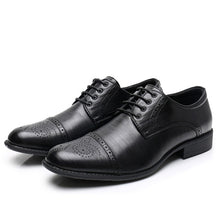 Load image into Gallery viewer, KULADA New Shoes Men&#39;s Brogue Shoes High Quality Lace-up Business Breathable Formal Shoes High Quality Brand Luxury Dress Shoes