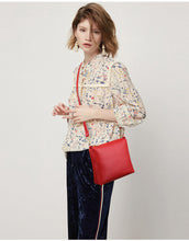 Load image into Gallery viewer, New Fashion  Version of Sub Mother Bag Women&#39;s 2020 Style Rivet Shoulder Bag Three Piece Set of Women&#39;s Bag