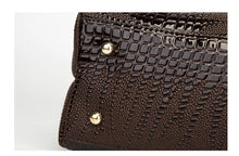 Load image into Gallery viewer, Ceossman New 3PCS Women&#39;s Bag Set Fashion Mirror Crocodile Pattern Handbag Solid Color Messenger Bag Shoulder Bag Wallet Bag