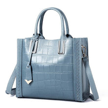 Load image into Gallery viewer, Female Big Tote Bag Genuine Leather Retro Crocodile Pattern Women Handbag Lady Classic Shoulder Messenger Bags Shopping Purse