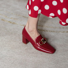 Load image into Gallery viewer, Top Quality Genuine Leather Pumps Lady Metal Chain Pearls Wedding Party Bridal Shoes Square Toe High Heels Red Handmade Pumps 33