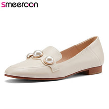 Load image into Gallery viewer, Smeeroon 2021 Big Size 34-40 Genuine Leather Single Shoes Women Pumps Top Quality Pearl Spring Summer Casual Shoes Ladies