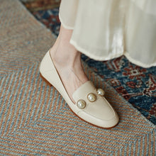 Load image into Gallery viewer, Smeeroon 2021 Big Size 34-40 Genuine Leather Single Shoes Women Pumps Top Quality Pearl Spring Summer Casual Shoes Ladies