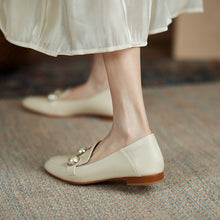 Load image into Gallery viewer, Smeeroon 2021 Big Size 34-40 Genuine Leather Single Shoes Women Pumps Top Quality Pearl Spring Summer Casual Shoes Ladies