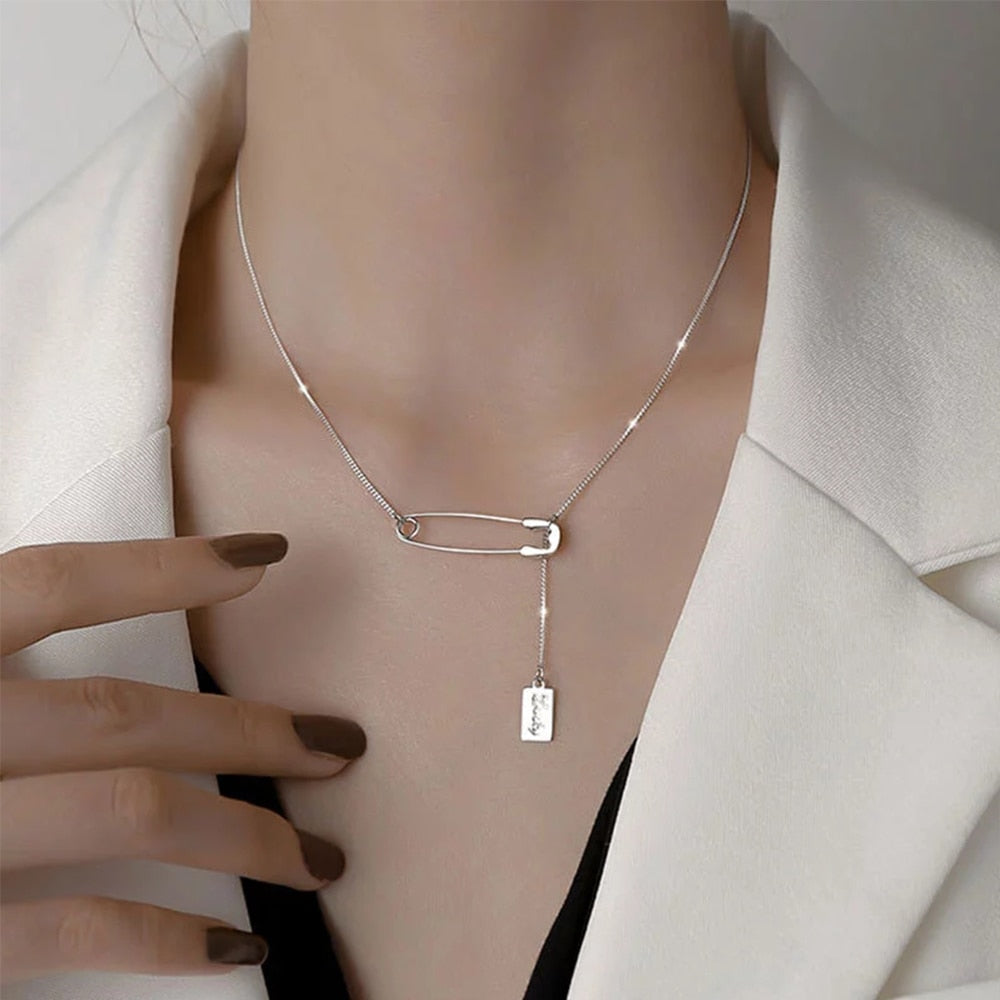 New Design Pin Necklace Trendy Paperclip Pin Pendant Necklace For Women Girlfriend Simple Charms Clavicle Chain