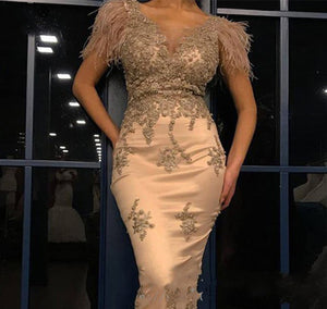 Champagne Feather Sheath Evening Dresses Ankle Length V Neck Applique Lace Beads Formal Occasion Gowns Special Prom Party Dress