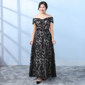 Elegant Boat Neck Long Evening Dresses 2019 New Black And White Sequined Lace Plus Size Mother Of The Bride Dresses