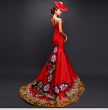 Load image into Gallery viewer, Women Embroidery Mermaid Dress Strapless Sleeveless Long Maxi Dresses Elegant Lady Evening Party Bodycon Sexy Sequins Dress