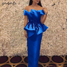 Load image into Gallery viewer, YNQNFS M26 Chic Off Shoulder Ruffles Orange Mother of the Bride Dresses Groom Mother Gown Elegant Long Vestido de Festa Longo