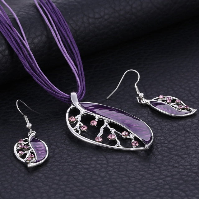 African Beads Jewelry Sets with Enamel Leaf, and Silver Leather Rope.