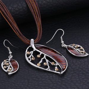 African Beads Jewelry Sets with Enamel Leaf, and Silver Leather Rope.