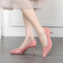 Load image into Gallery viewer, MoonMeek new women pumps fashion shoes size
