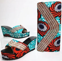 Load image into Gallery viewer, Best Selling African Shoe and Bag Set .