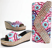 Load image into Gallery viewer, Best Selling African Shoe and Bag Set .